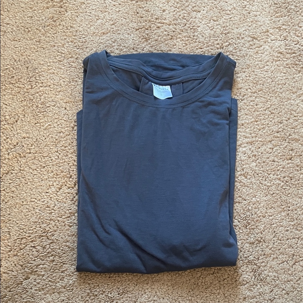 Athleta Women's Gray Short Sleeve Tee